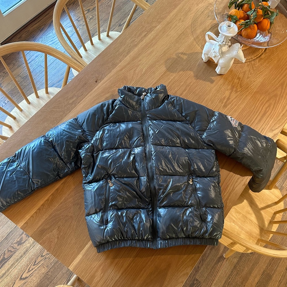Brand NWT men’s L Pyrenex puffer coat in dark slate. Beautiful coat